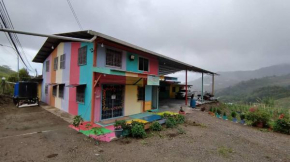 MAK Homestay UPSTAIRS with 5 Bedrooms